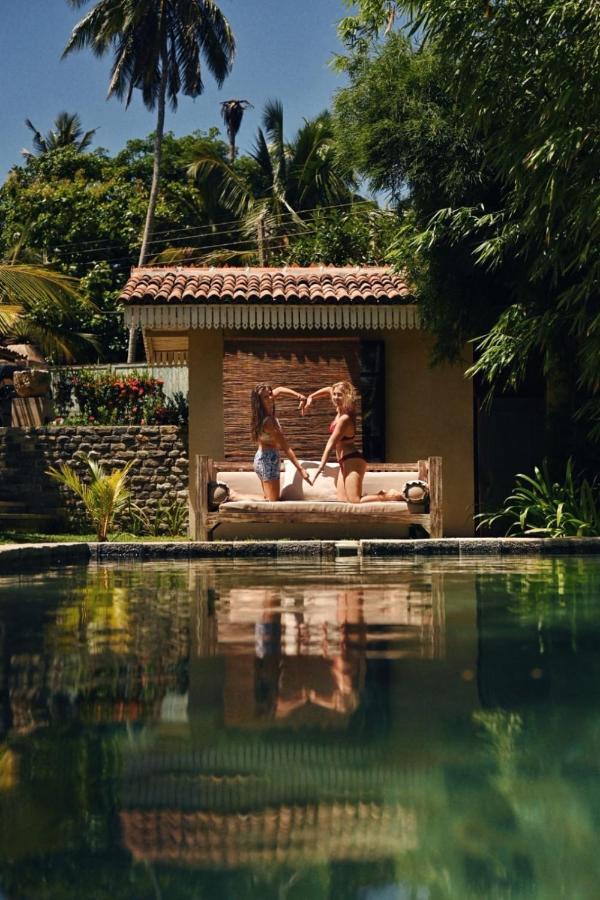 Aga Surf View Hotel Tangalle Bagian luar foto